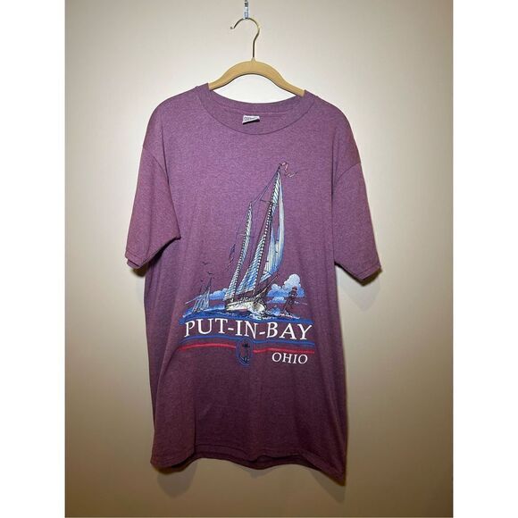 Vintage 1990 Put-In-Bay Ohio destination, full body sailing boat print - Picture 1 of 3